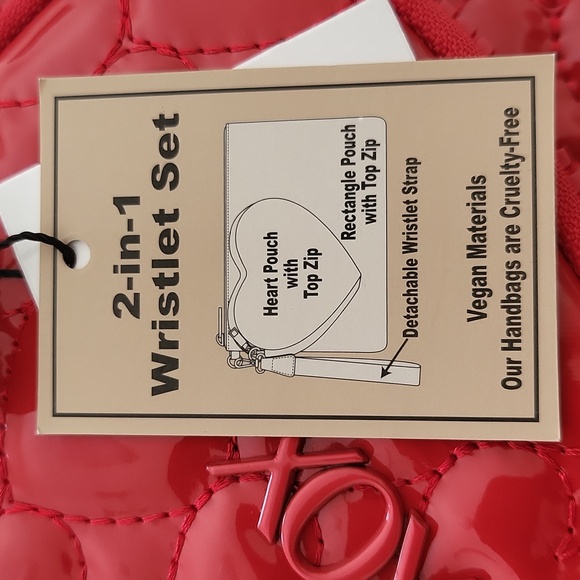 XOXO Womans Red 2 In 1 Rectangle And Heart Puffer Wristlet Set - Picture 10 of 12